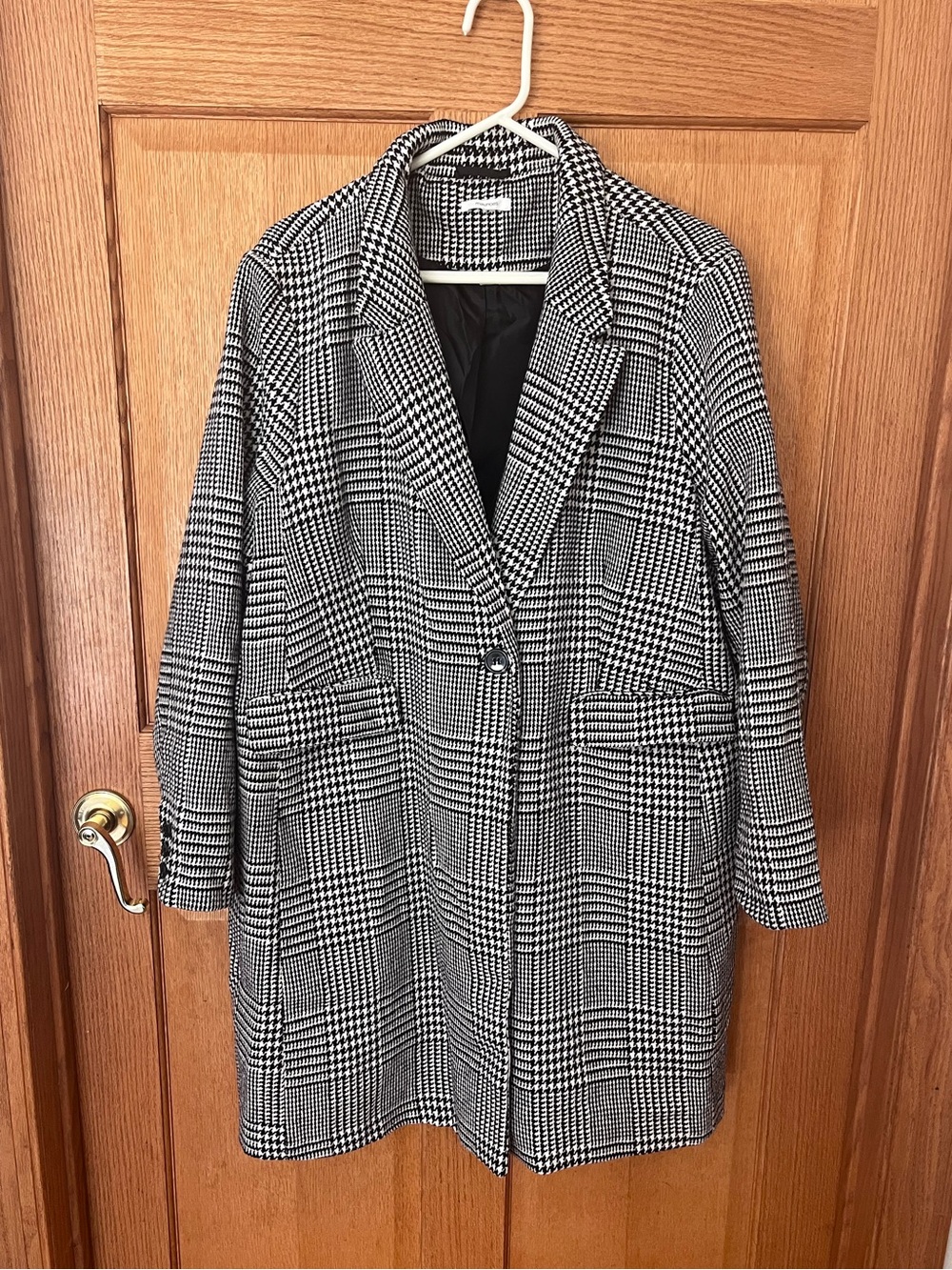 Maurices Black & White wool blend Plaid Trench Coat